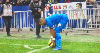 往往被轮换 往往被轮换