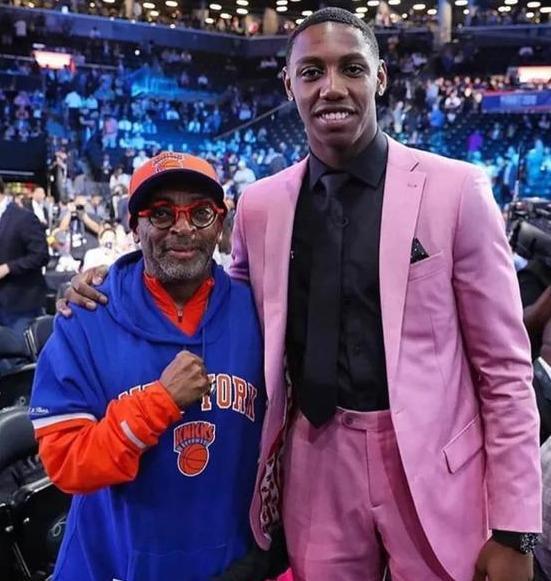 都能在看台 都能在看台